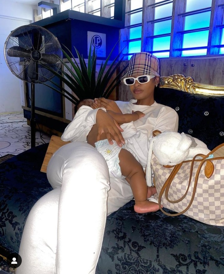 Baby momma getting smashed fan photos